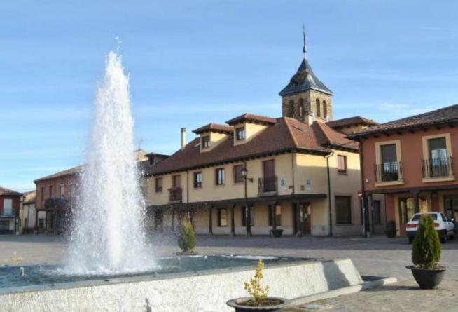 Mencia Villa Mansilla de las Mulas Eksteriør billede